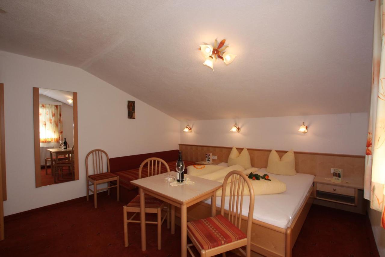 Lechlihof Hotel Ischgl Quarto foto